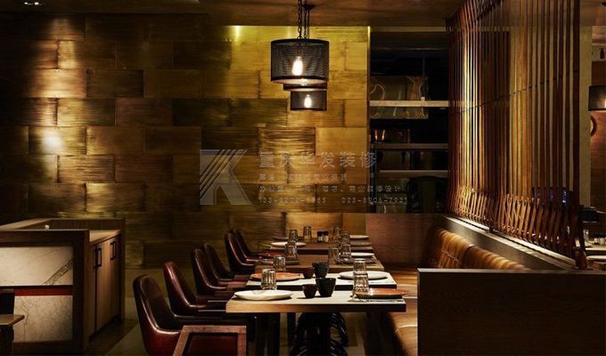 西餐廳燈光設(shè)計美觀與功能兼?zhèn)?/